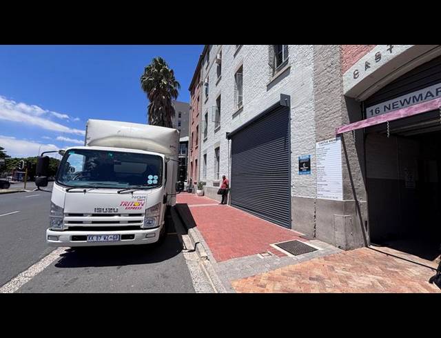 BUSINESS PROPERTY TO RENT IN WOODSTOCK